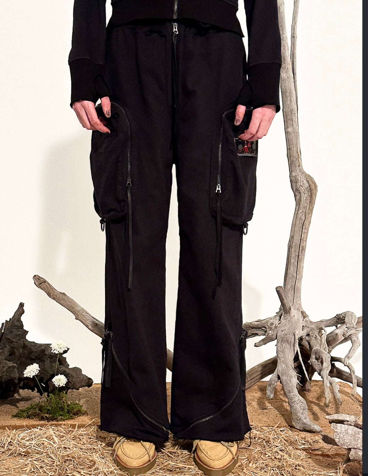 SYUMAN  Parachute cargo trousers by BLACK