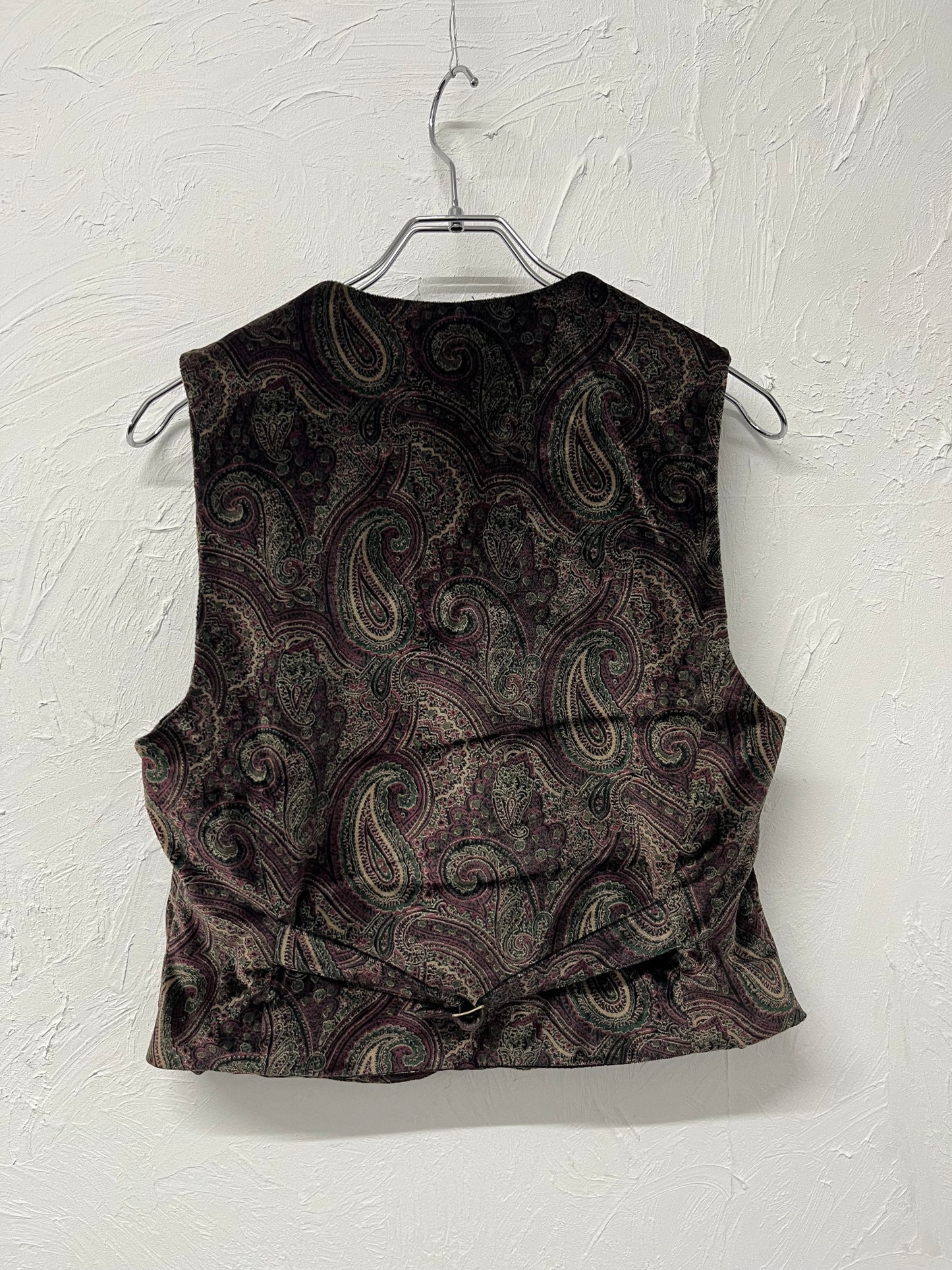 90s Lis sport paisley velor vest