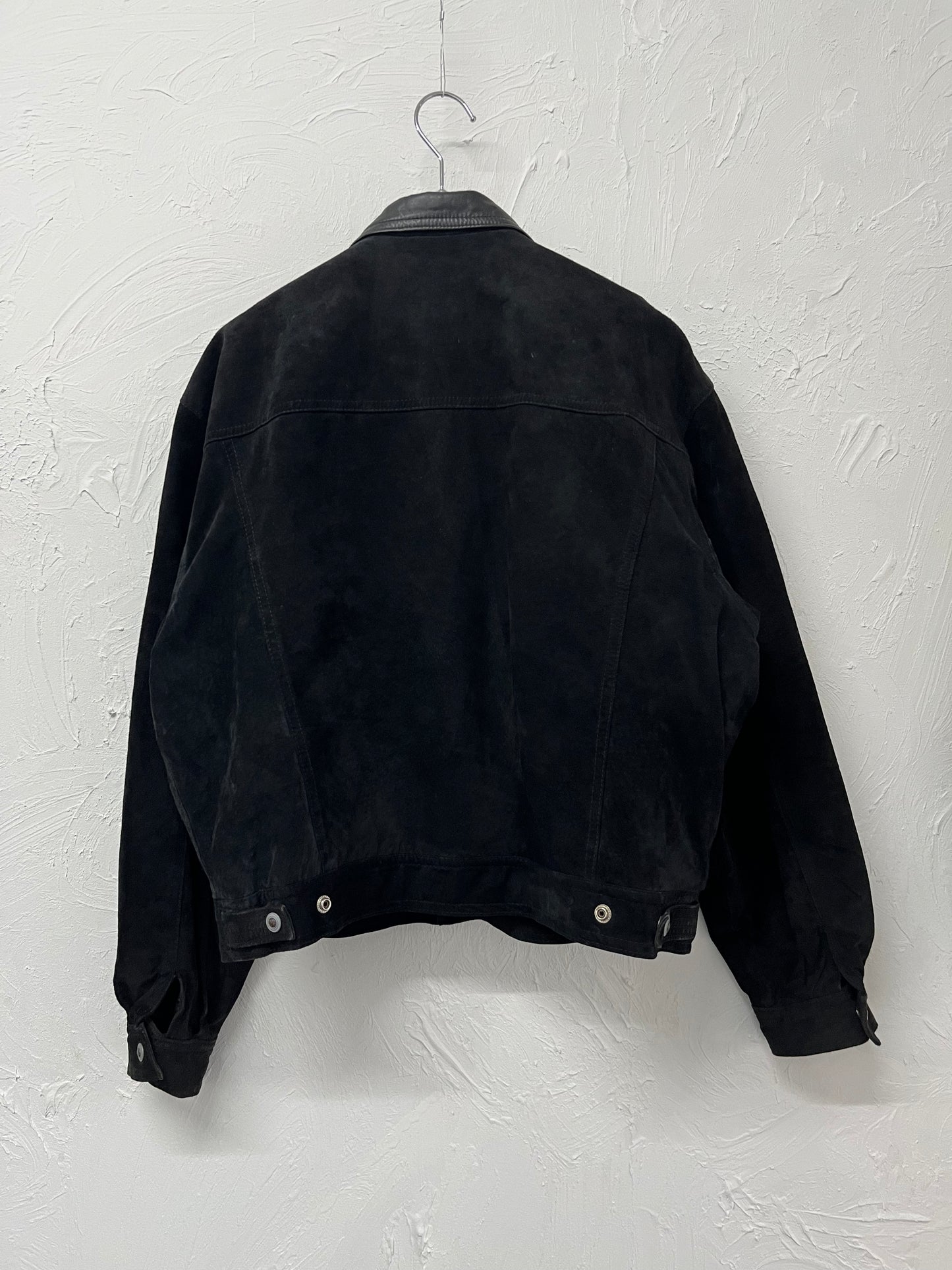 short length suède leather jacket