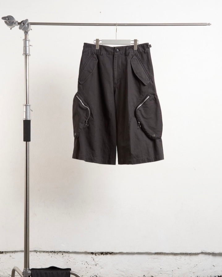 NVRFRGT / 3D TWISTED CARGO SHORTS  BLACK