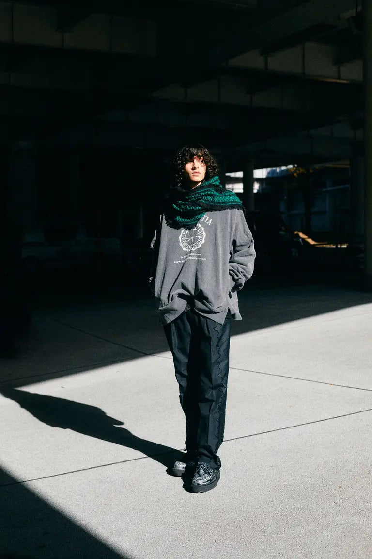 meagratia Knit stole BLACK